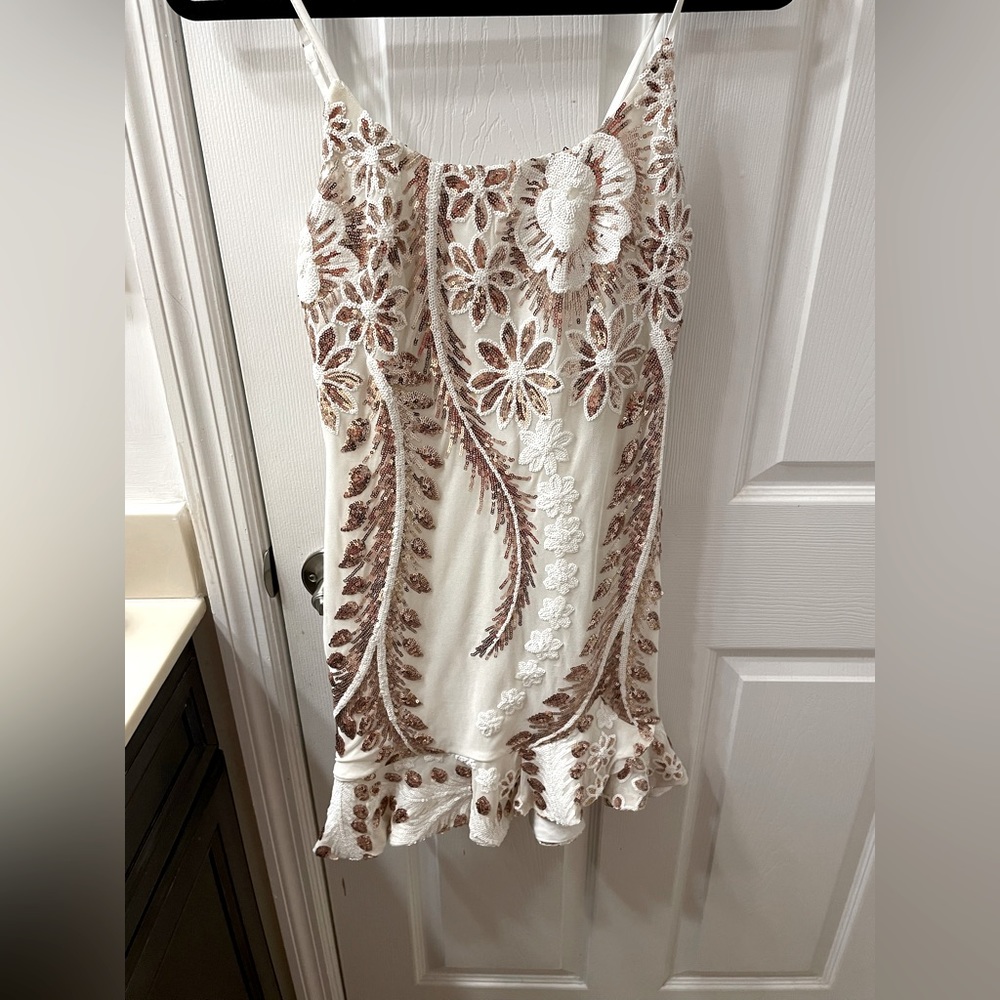 White gala mini dress